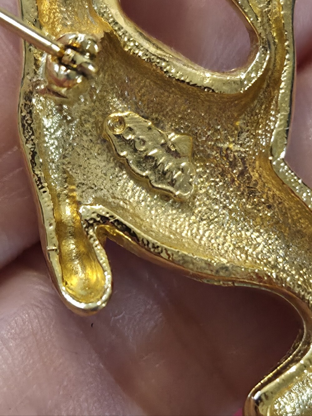 Giovanni Cougar Brooch - Picture 6 of 10